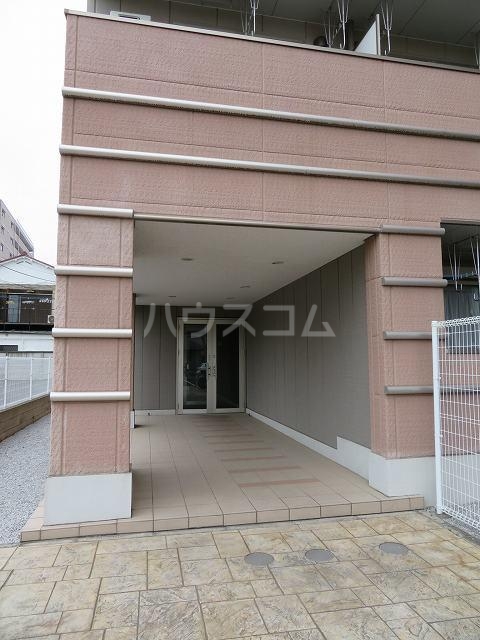 2/10 エントランス