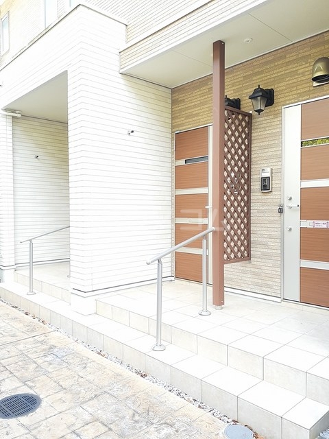 15/24 エントランス