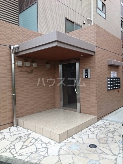 15/25 エントランス