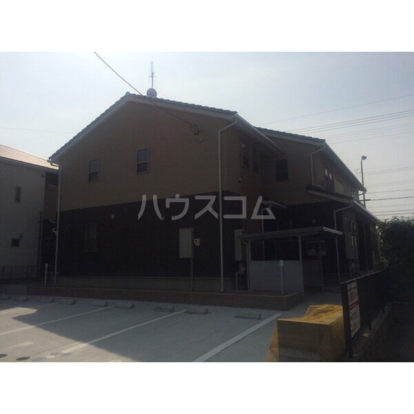 13/20 駐車場