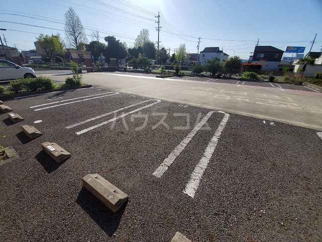 18/26 駐車場