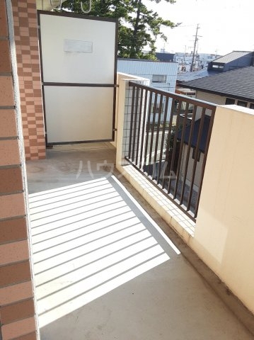 23/30 バルコニー