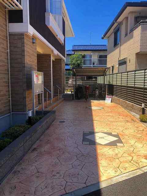 14/22 エントランス