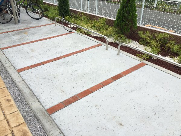 19/26 エントランス