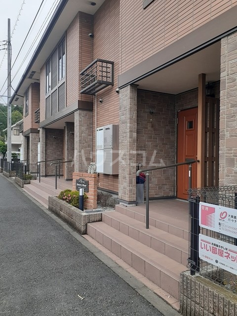 15/21 エントランス