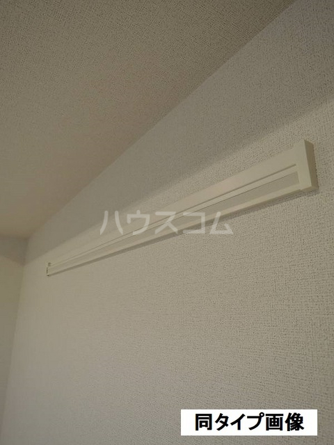 23/30 エントランス