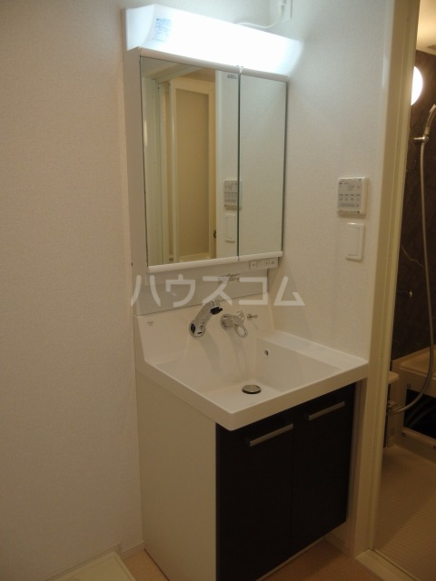 13/30 洗面