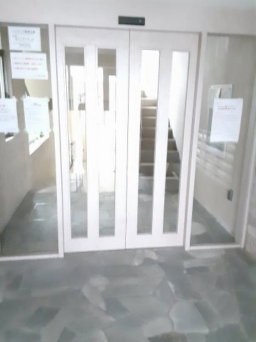 3/6 エントランス