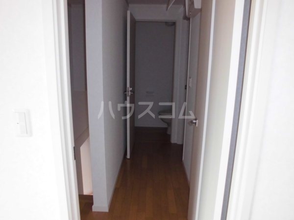 22/29 エントランス