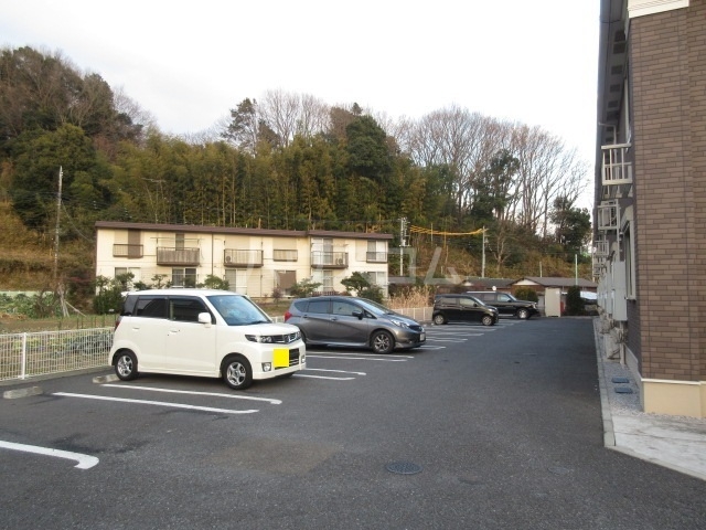 15/27 駐車場
