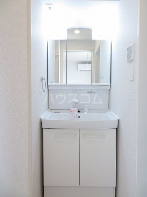 13/30 洗面