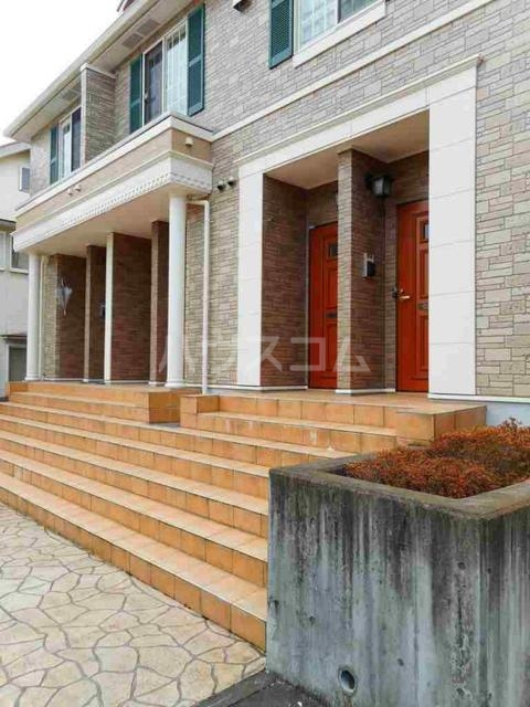 15/21 エントランス