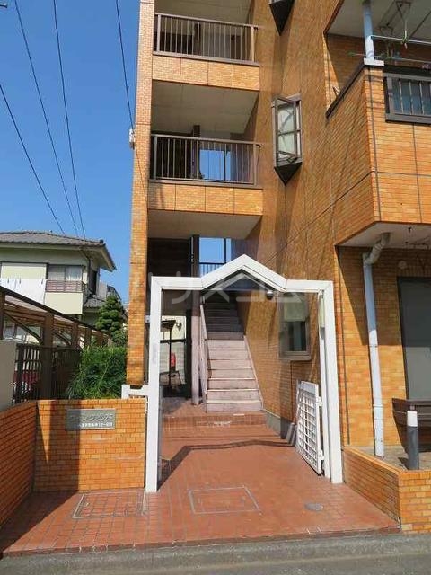 15/25 エントランス