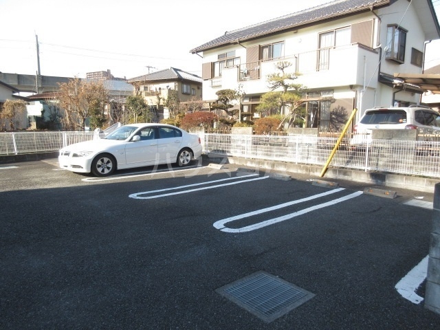15/27 駐車場