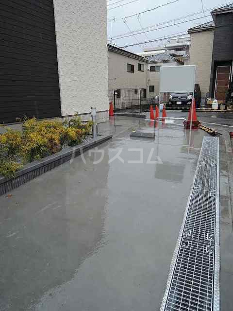 2/30 外観