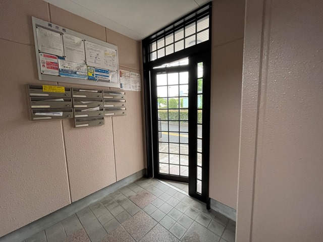 22/30 エントランス