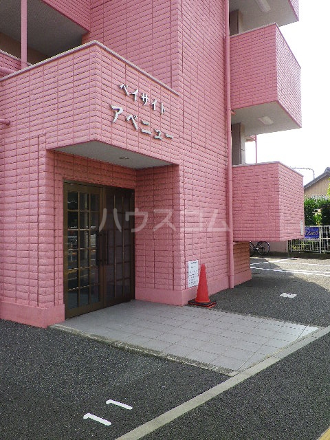 20/30 エントランス