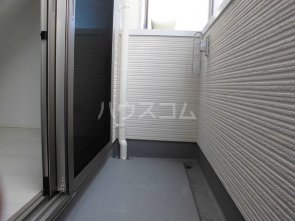 16/27 バルコニー