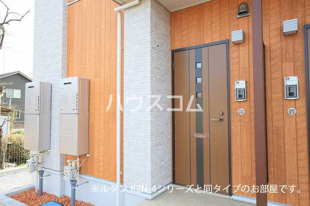 22/30 エントランス