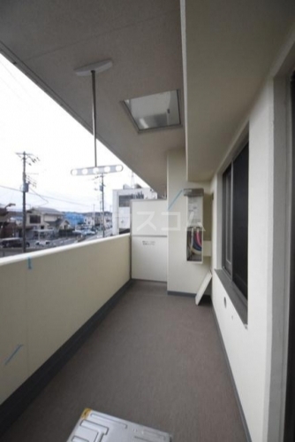 14/28 バルコニー