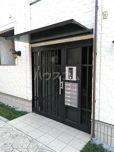 29/30 エントランス