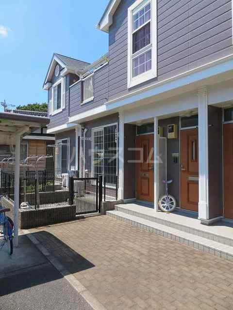 17/27 エントランス