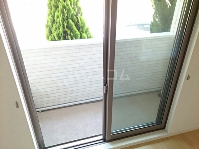 15/26 バルコニー