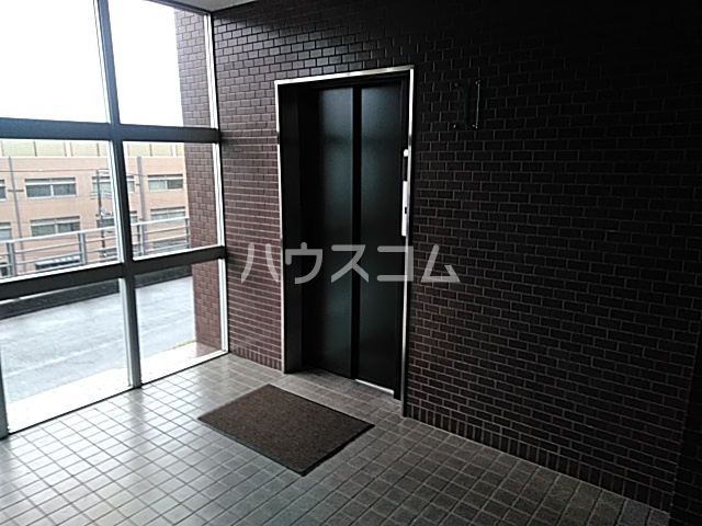 29/30 エントランス