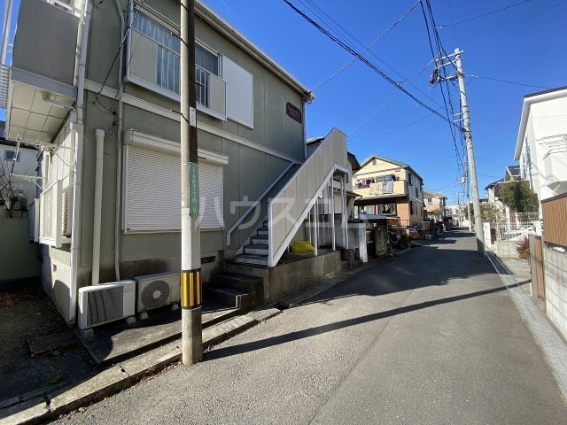 20/29 エントランス