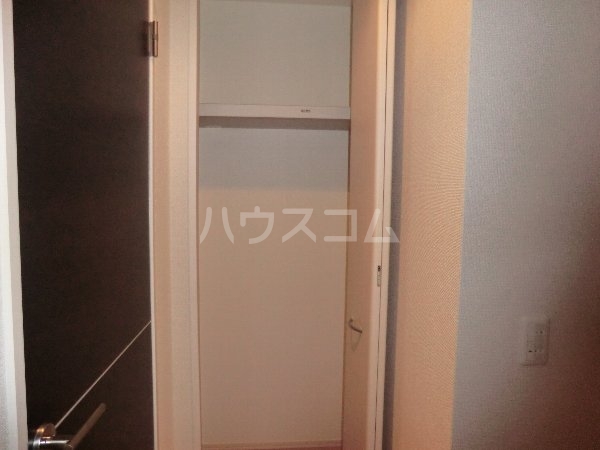 13/29 収納