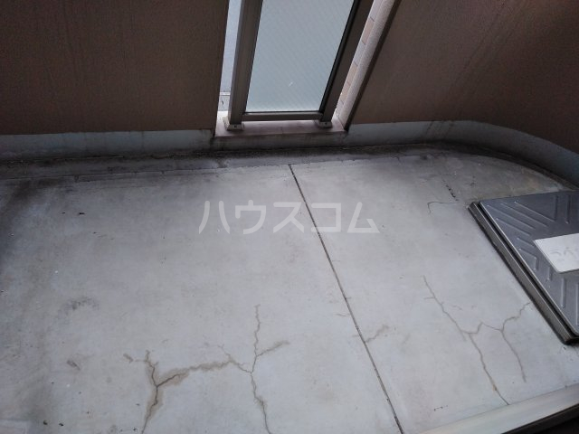 17/27 バルコニー