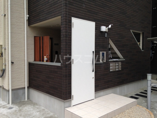 22/30 エントランス