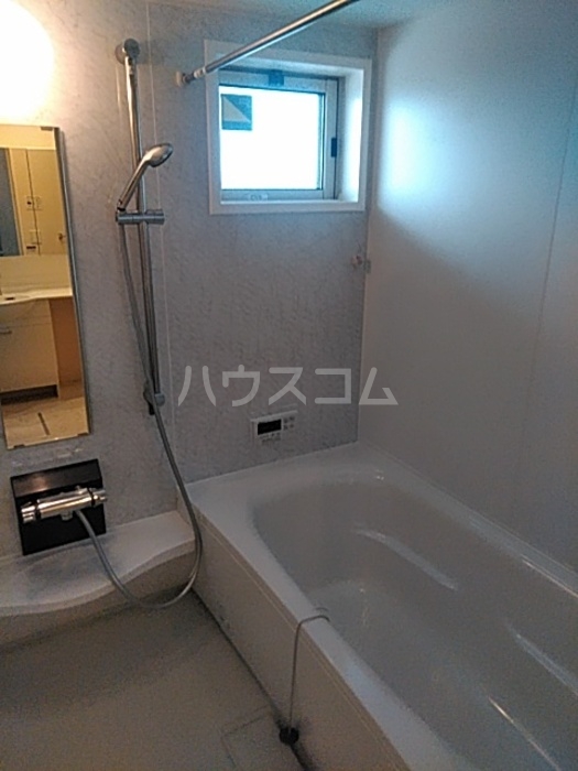 16/30 浴室