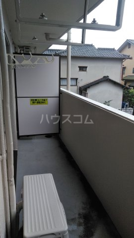 18/27 バルコニー