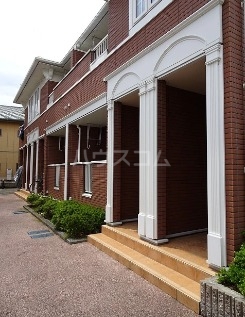 14/20 エントランス