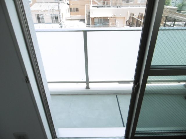 16/22 バルコニー