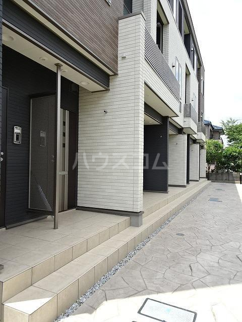 14/20 エントランス