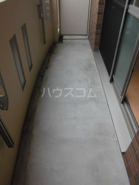 15/27 バルコニー