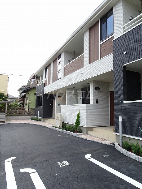 14/20 エントランス