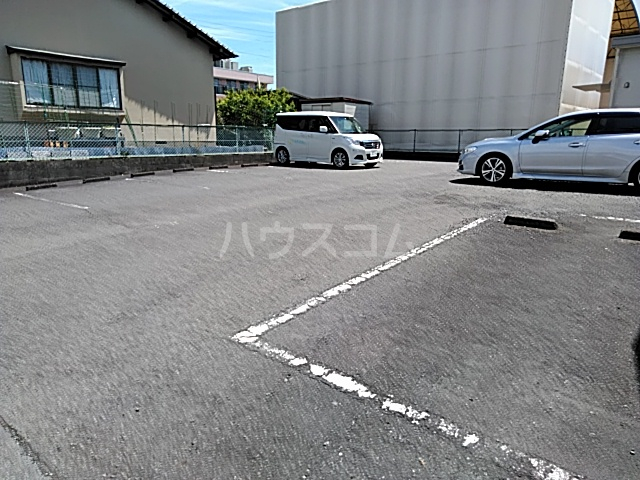 3/10 駐車場