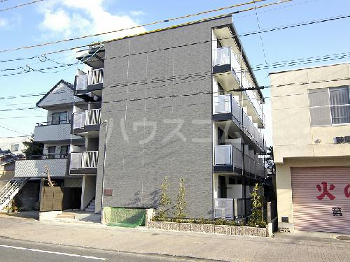 16/16 エントランス