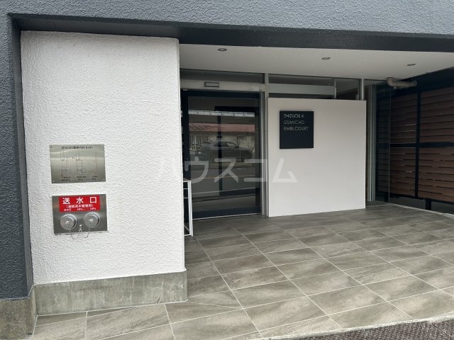 3/4 エントランス