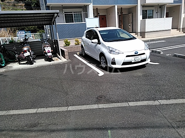 14/17 駐車場