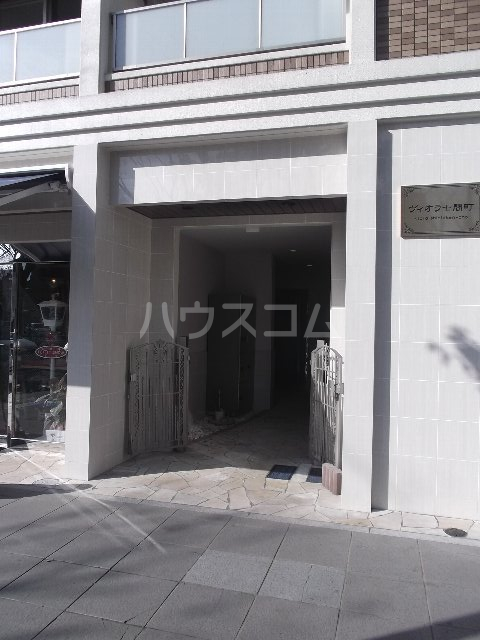 2/3 エントランス