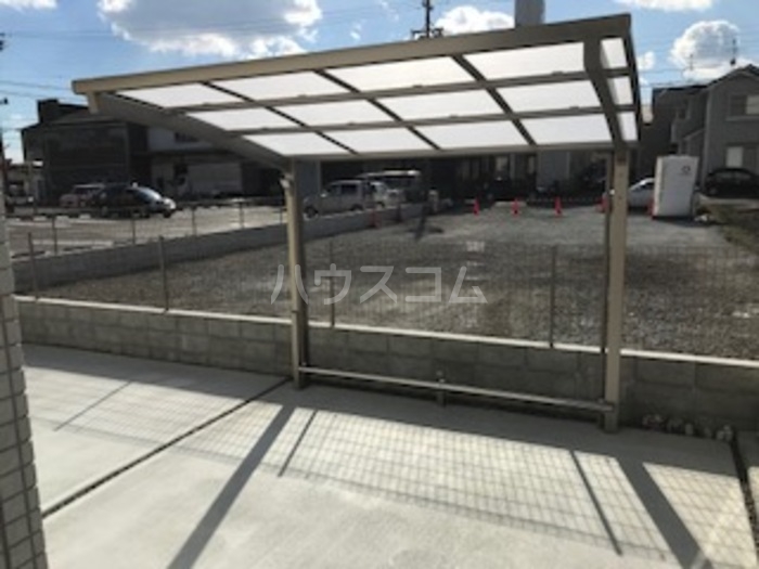 23/25 駐車場