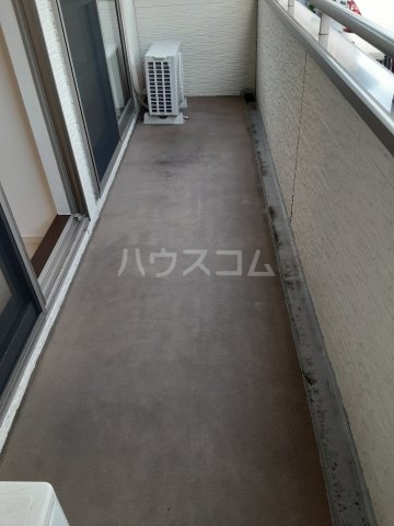 21/27 バルコニー