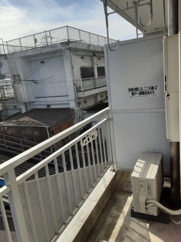 バルコニー