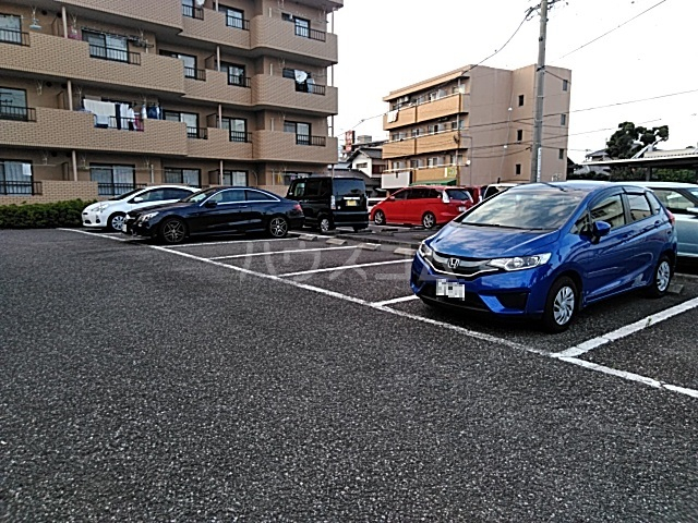 19/20 駐車場