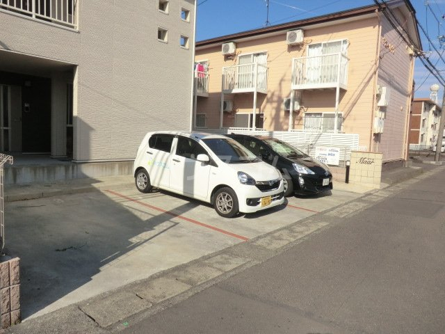 18/24 駐車場
