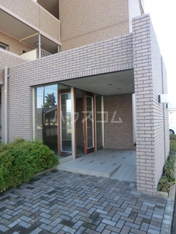 20/22 エントランス